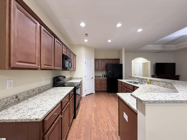 1011 Drakes Crossing, Anderson, SC 29625