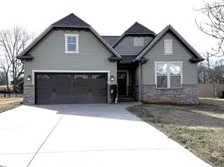 1011 Drakes Crossing, Anderson, SC 29625