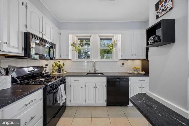 530 GREENWAY AVE, Ewing, NJ 08618