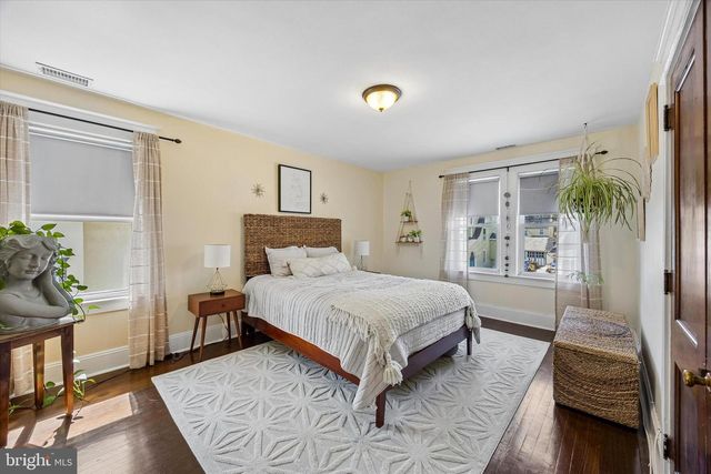 530 GREENWAY AVE, Ewing, NJ 08618