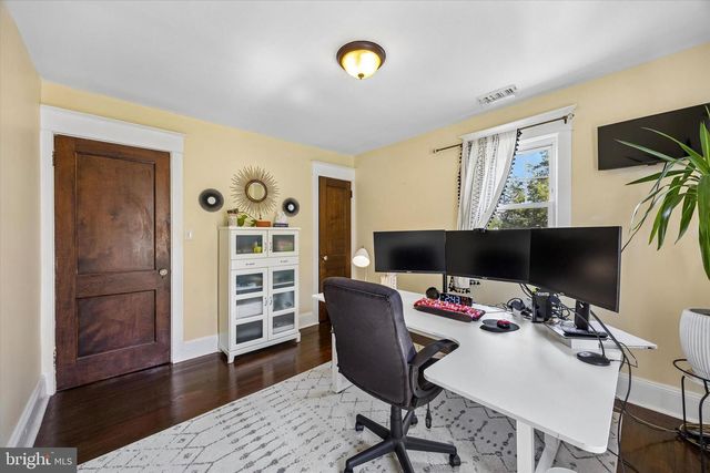 530 GREENWAY AVE, Ewing, NJ 08618