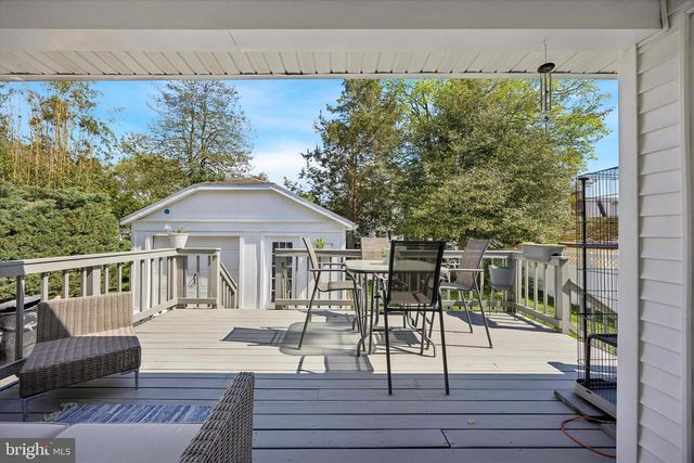 530 GREENWAY AVE, Ewing, NJ 08618