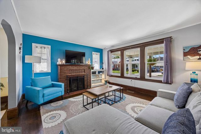 530 GREENWAY AVE, Ewing, NJ 08618