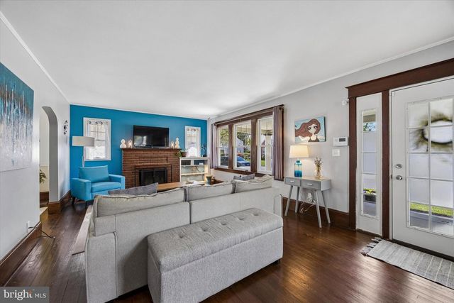 530 GREENWAY AVE, Ewing, NJ 08618