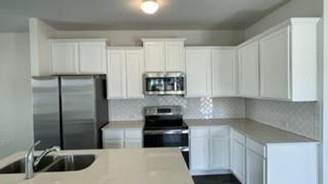 9616 Whispher Willow BLVD, Manor, TX 78653