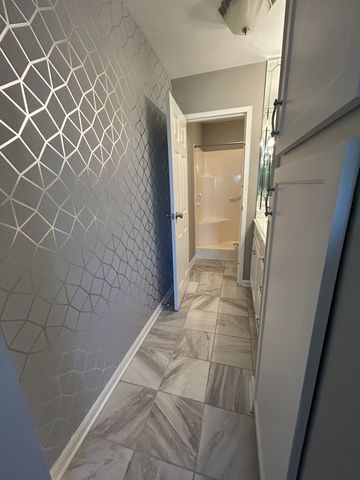 200 Sanders Ferry Rd Apt 2408, Hendersonville, TN 37075