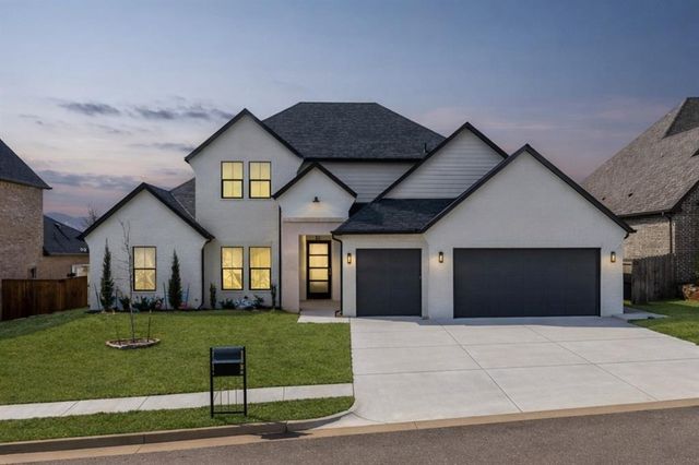 3825 Stone Hill Lane, Edmond, OK 73034