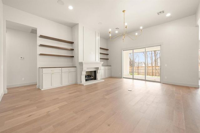 3825 Stone Hill Lane, Edmond, OK 73034