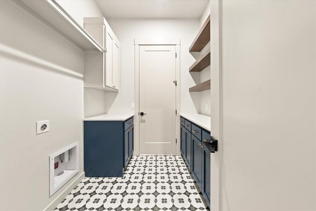 3825 Stone Hill Lane, Edmond, OK 73034