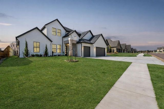 3825 Stone Hill Lane, Edmond, OK 73034