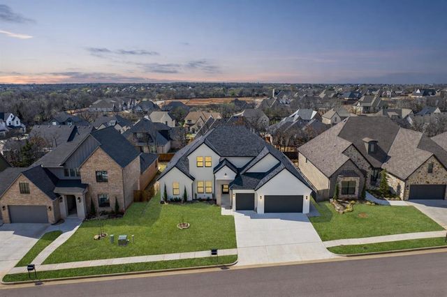 3825 Stone Hill Lane, Edmond, OK 73034