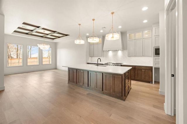 3825 Stone Hill Lane, Edmond, OK 73034