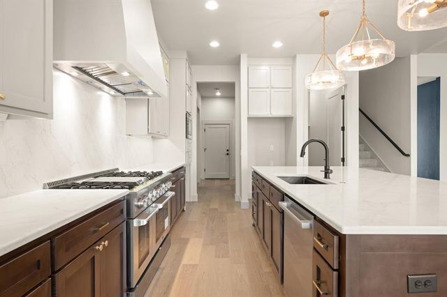 3825 Stone Hill Lane, Edmond, OK 73034