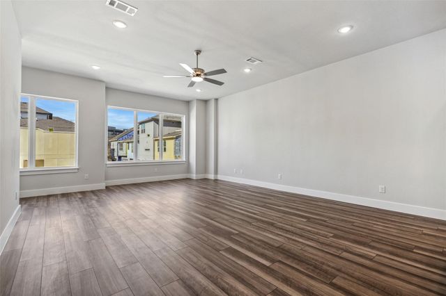 8150 BROMLEY Drive, Dallas, TX 75231