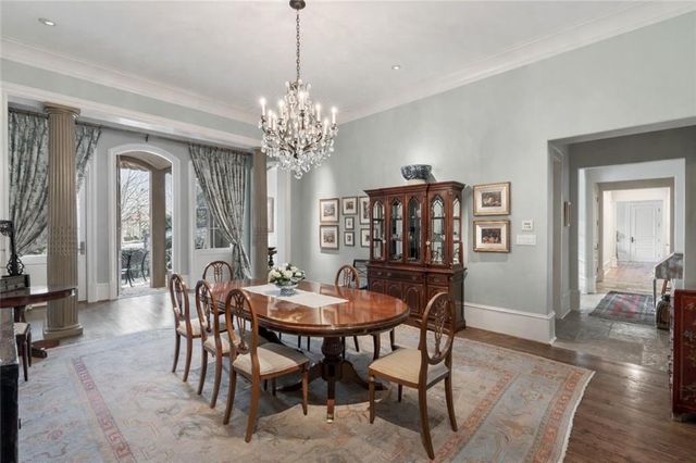 675 W Paces Ferry NW Road 10, Atlanta, GA 30327