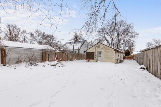 513 Jackson Street, Mishawaka, IN 46544