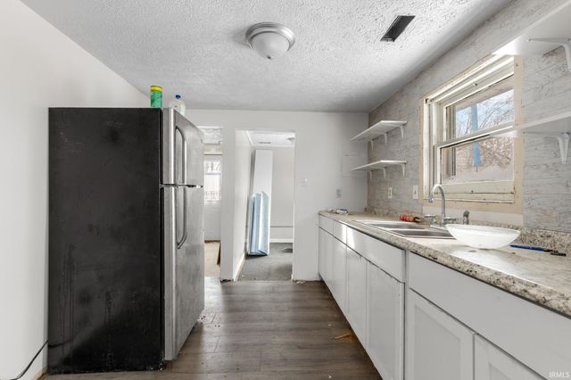 513 Jackson Street, Mishawaka, IN 46544