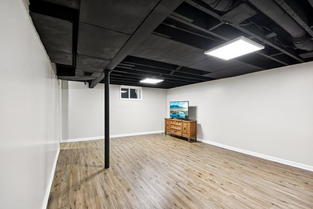 908 174th Place, Hammond, IN 46324
