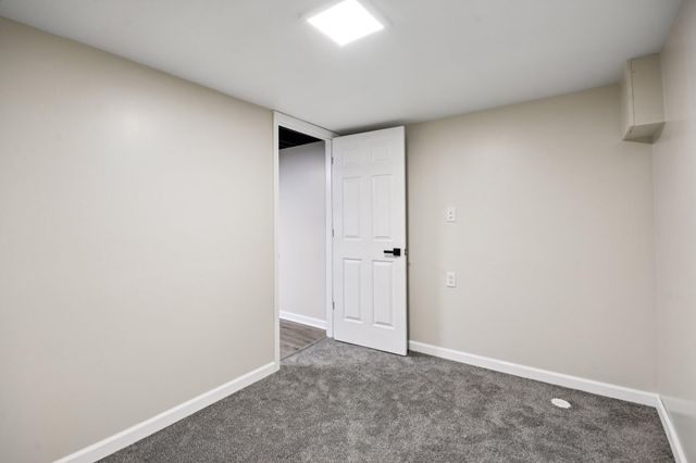 908 174th Place, Hammond, IN 46324