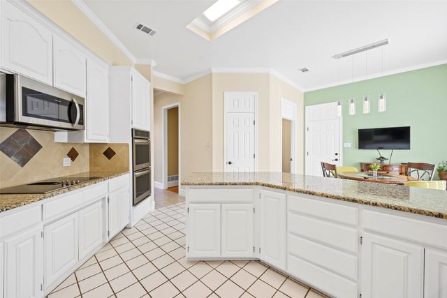8404 Sunset Cove Drive, Fort Worth, TX 76179