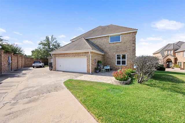 8404 Sunset Cove Drive, Fort Worth, TX 76179