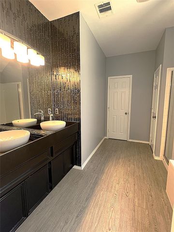12727 Cooper Breaks Drive, Humble, TX 77346