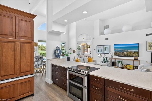 175 Via Napoli, Naples, FL 34105