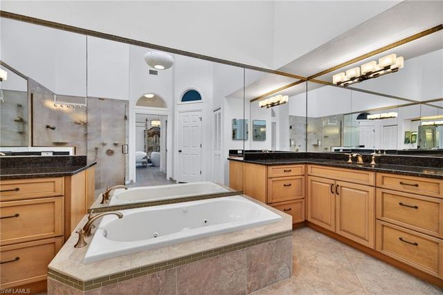 175 Via Napoli, Naples, FL 34105