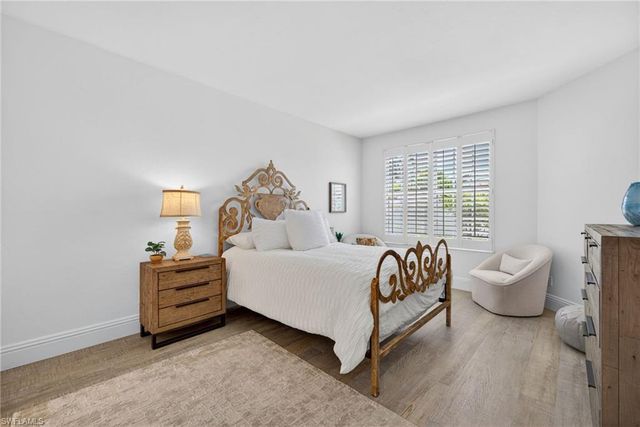 175 Via Napoli, Naples, FL 34105