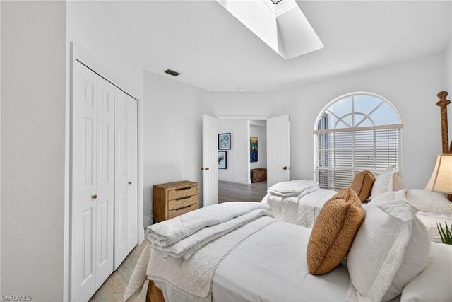 175 Via Napoli, Naples, FL 34105