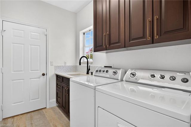 175 Via Napoli, Naples, FL 34105