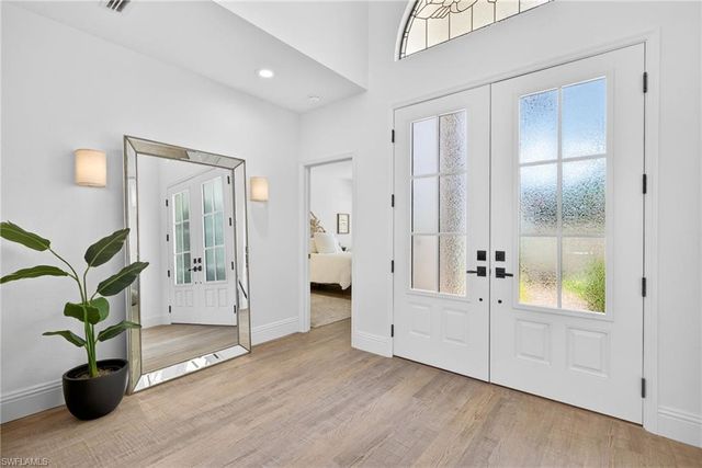 175 Via Napoli, Naples, FL 34105