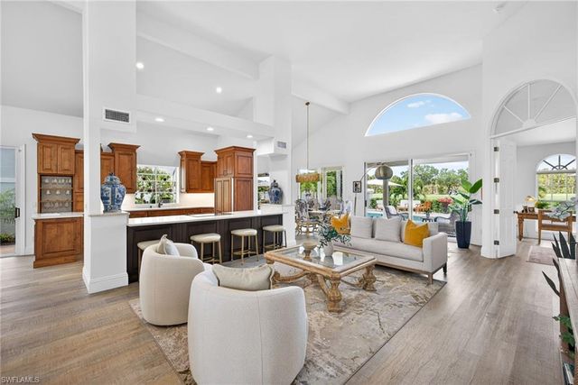 175 Via Napoli, Naples, FL 34105