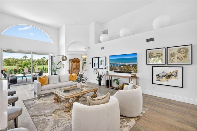 175 Via Napoli, Naples, FL 34105