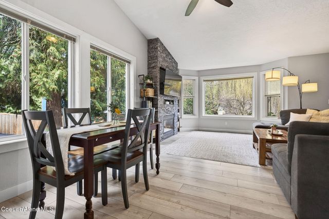 4864 E Upper Hayden Lake RD, Hayden, ID 83835