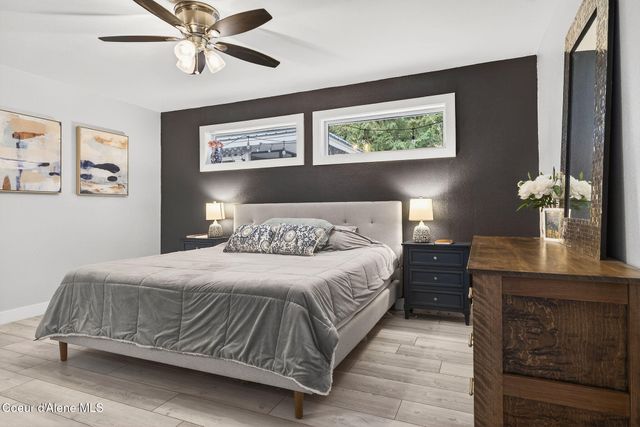 4864 E Upper Hayden Lake RD, Hayden, ID 83835