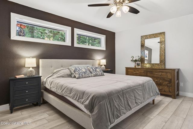 4864 E Upper Hayden Lake RD, Hayden, ID 83835