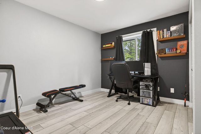 4864 E Upper Hayden Lake RD, Hayden, ID 83835