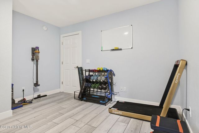 4864 E Upper Hayden Lake RD, Hayden, ID 83835