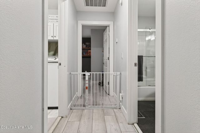 4864 E Upper Hayden Lake RD, Hayden, ID 83835