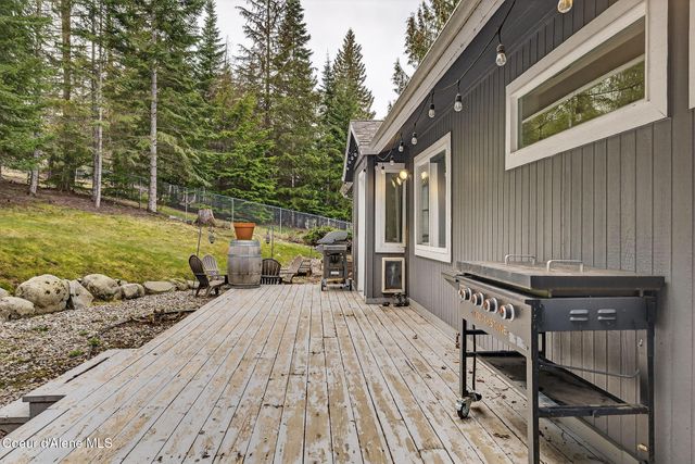 4864 E Upper Hayden Lake RD, Hayden, ID 83835