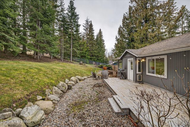 4864 E Upper Hayden Lake RD, Hayden, ID 83835