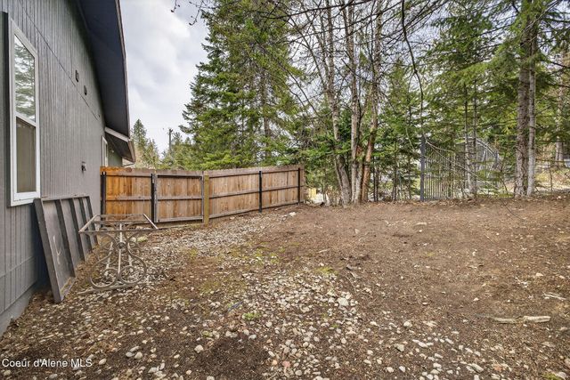 4864 E Upper Hayden Lake RD, Hayden, ID 83835