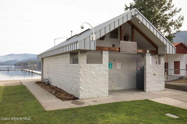 4864 E Upper Hayden Lake RD, Hayden, ID 83835