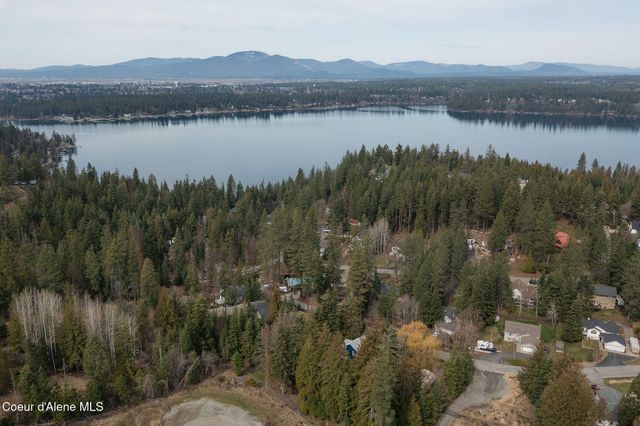 4864 E Upper Hayden Lake RD, Hayden, ID 83835