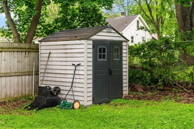 2933 Sachs Street, Madison, WI 53704