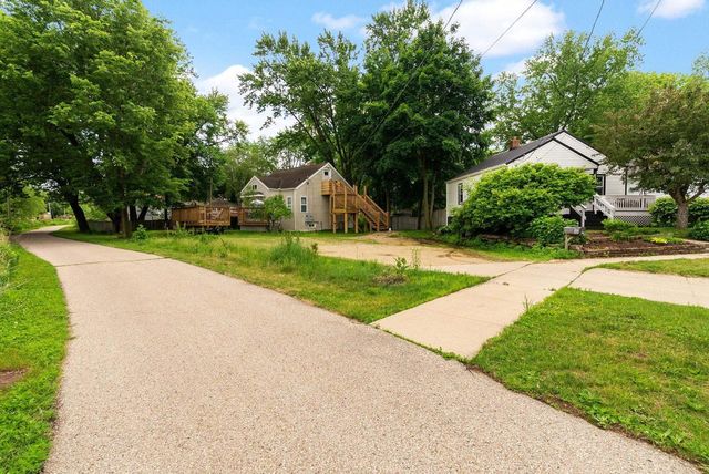 2933 Sachs Street, Madison, WI 53704