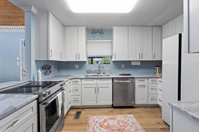 6072 Lamontville Road, Decatur, TN 37322