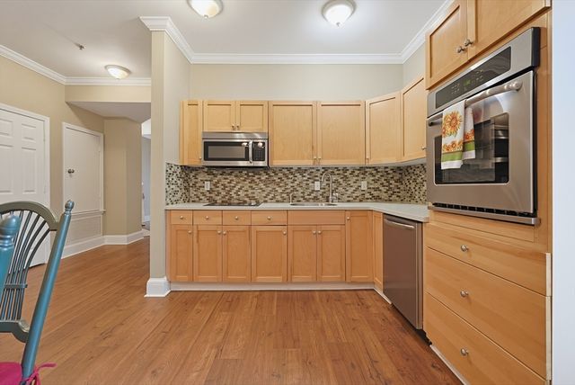 426 Mount Hope St 308, North Attleboro, MA 02760