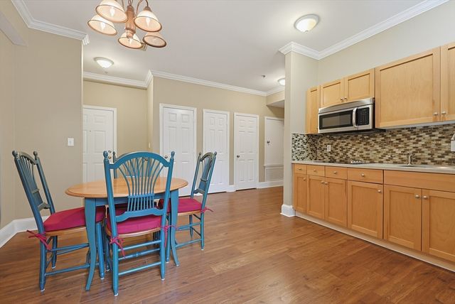 426 Mount Hope St 308, North Attleboro, MA 02760